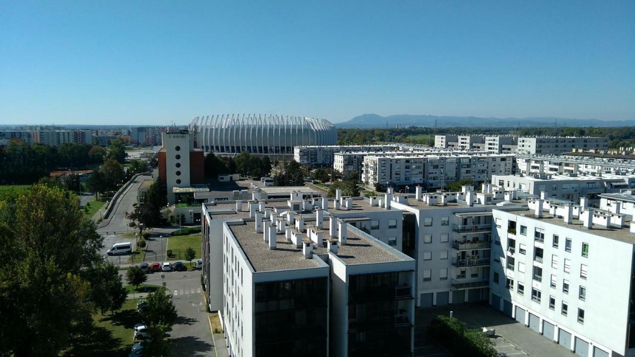 Apartman Nadja Arena Zagreb Exteriör bild