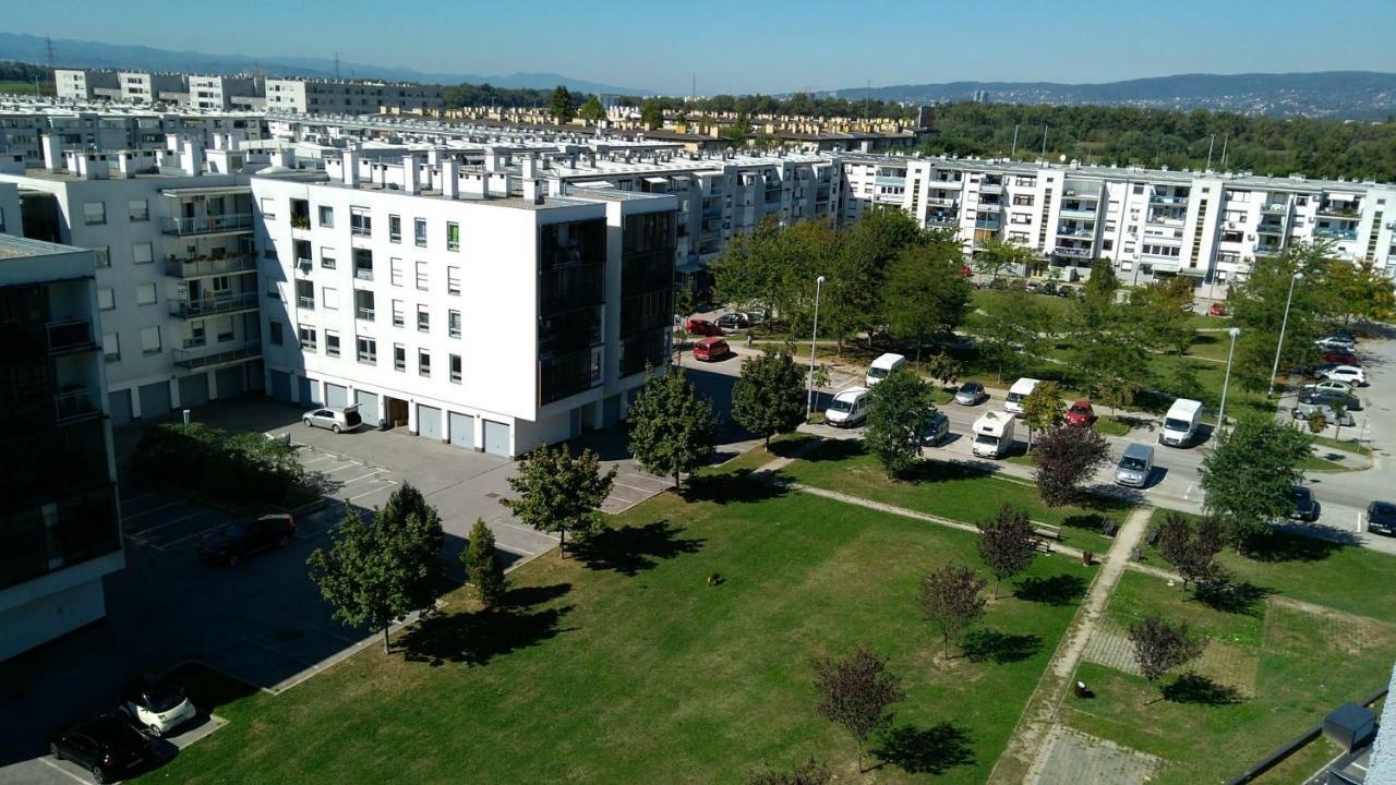 Apartman Nadja Arena Zagreb Exteriör bild